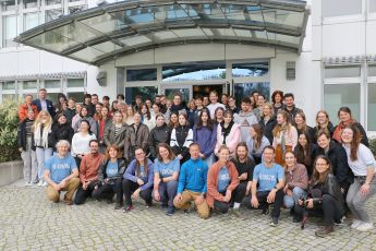 Gruppenfoto der Teilnehmenden des Aktionstages "StrandVision" am 12.4.2024 im IOW